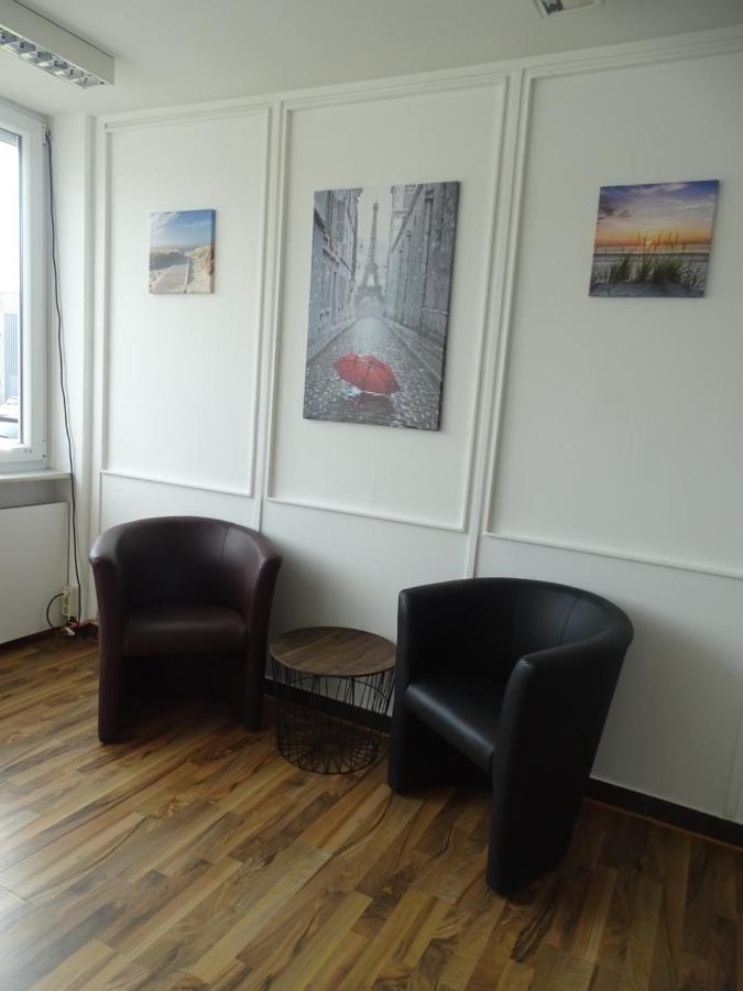 Apartment 5 Monteurwohnung Messewohnung Fuer Bis Zu 8 Personen *